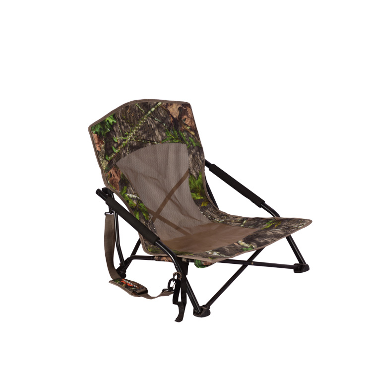 Klappbarer Loungesessel mit niedrigem Sitz