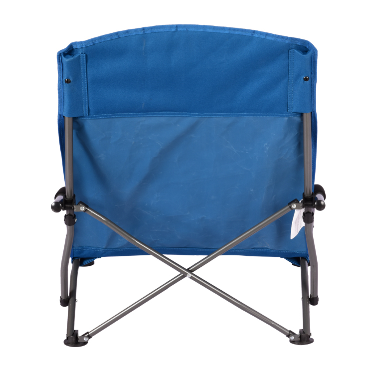 Klappbarer Loungesessel mit niedrigem Sitz